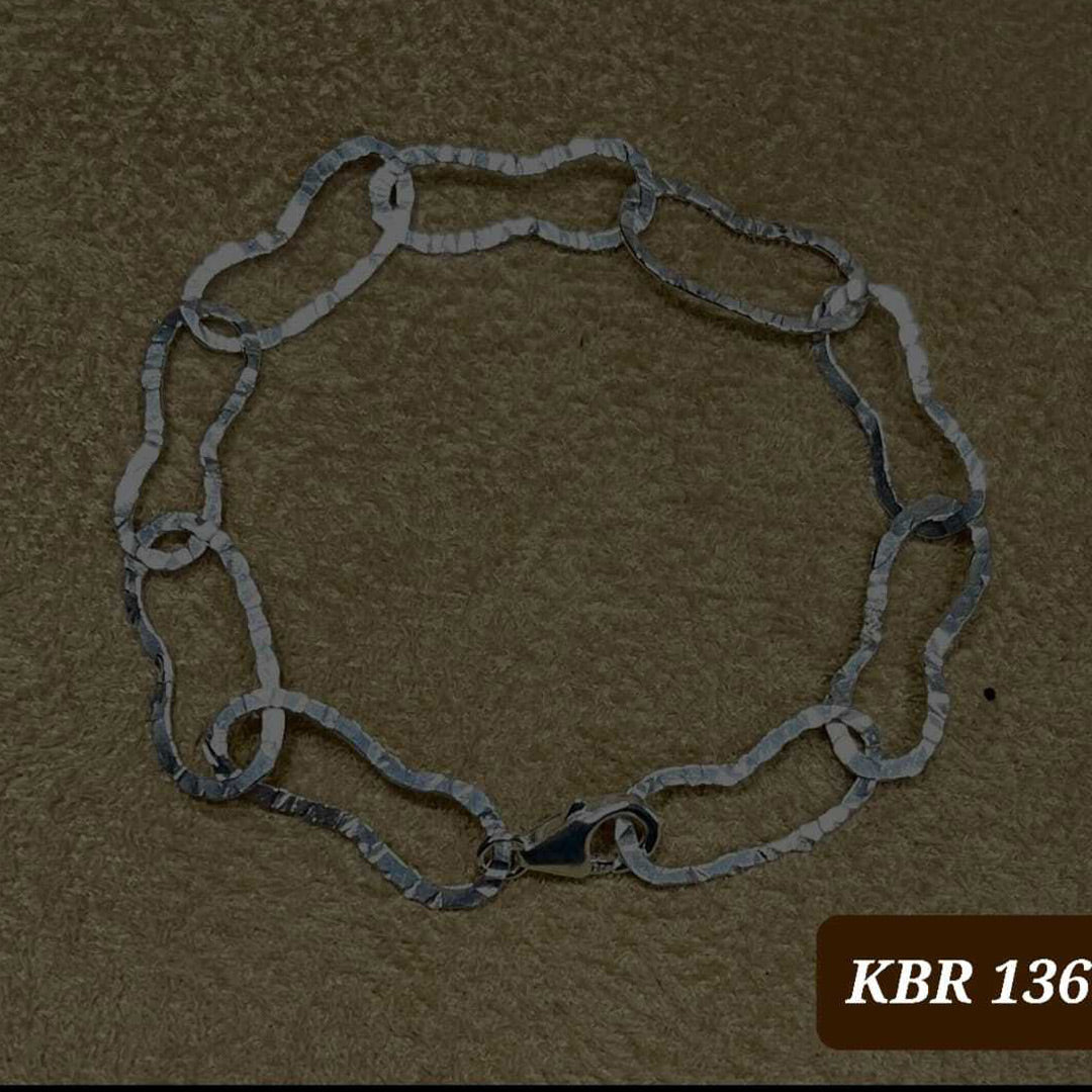 KBR 136