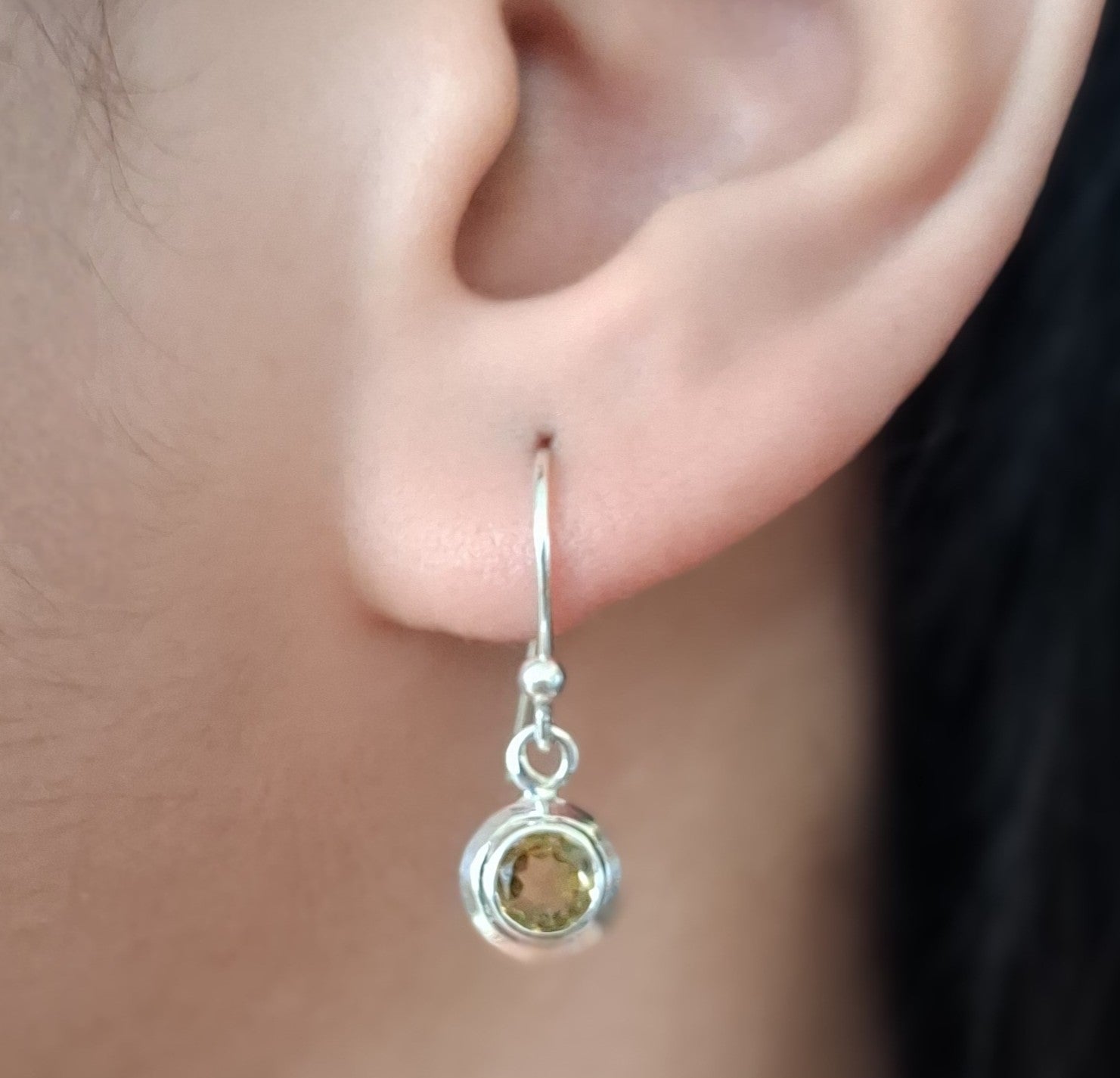 Round Citirine Silver Earrings
