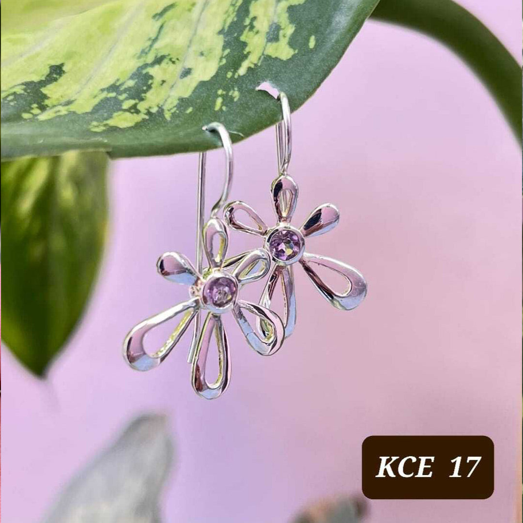 Ornate Floral stone studded Earring