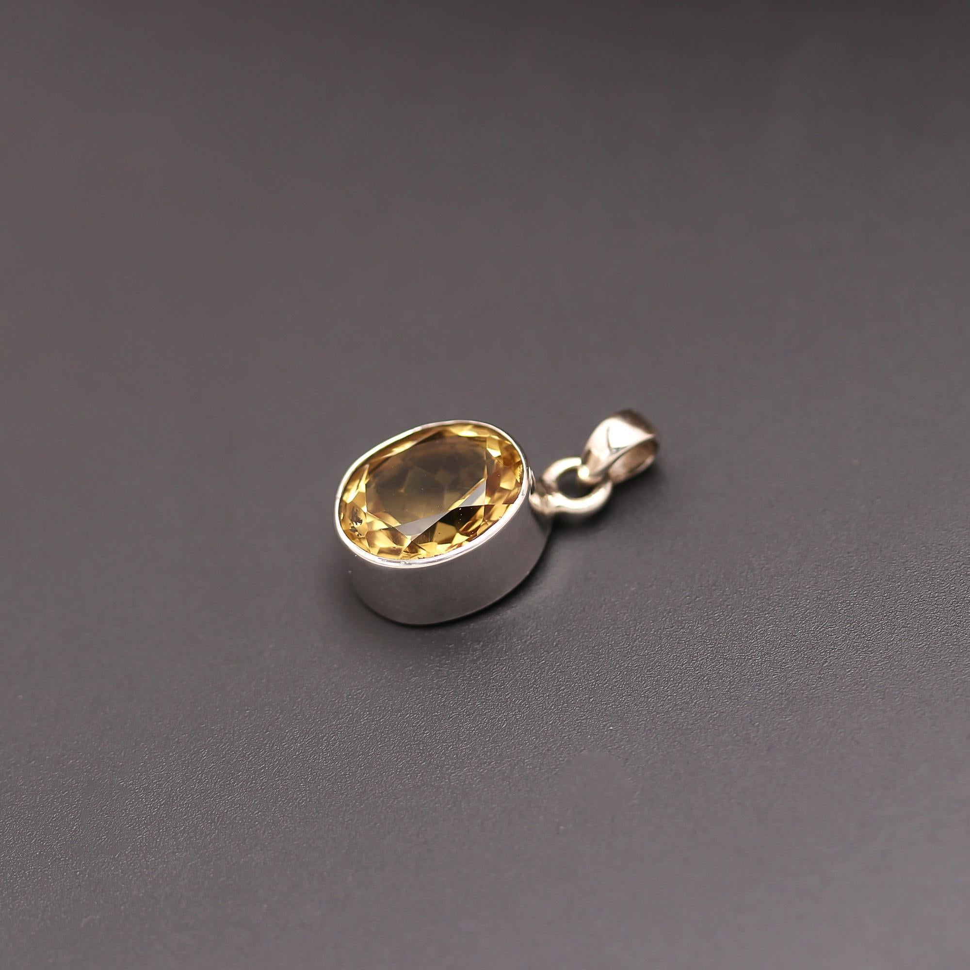 Citrine Silver Pendant.