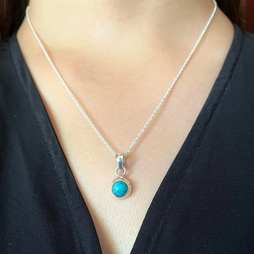 Tourquoise Silver Pendant.
