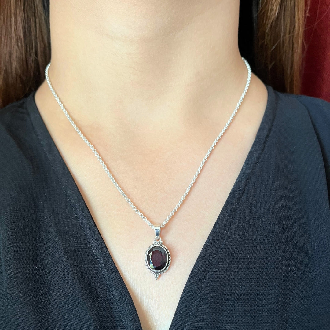 Garnet Oval Silver Pendant.